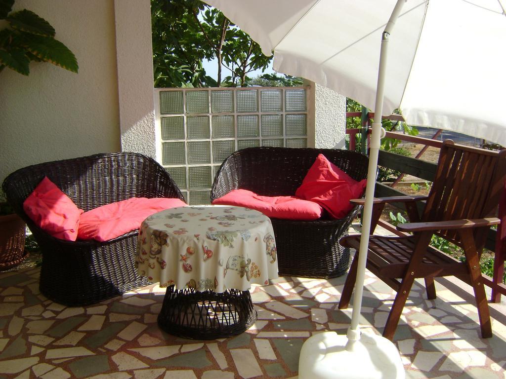 Apartments Radulovic Biograd Na Moru Habitación foto